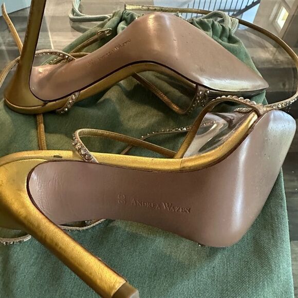 Andrea Wazen Gold Strappy Women's Shoes - Picture 9 of 10